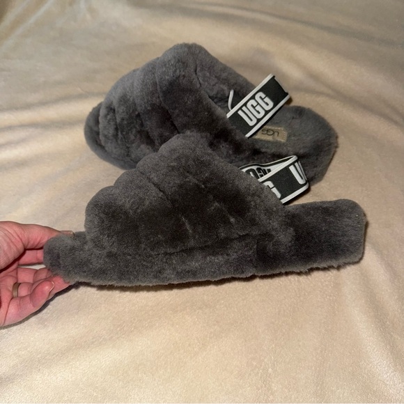 UGG Womens Fluff Yeah Slide Slipper Back Strap Gray Size 8 - Picture 4 of 6